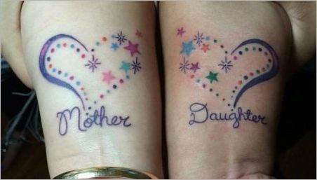 Spárované tetování pro mámu a dceru